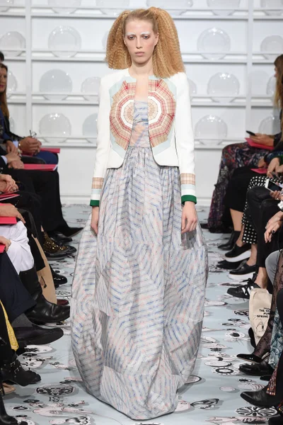 Look 14
